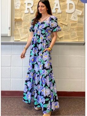MELLODAY Lavender Floral Puff-Sleeve Maxi Dress on Black